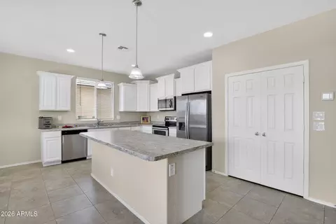 8857 N 101st Dr, Peoria, AZ 85345