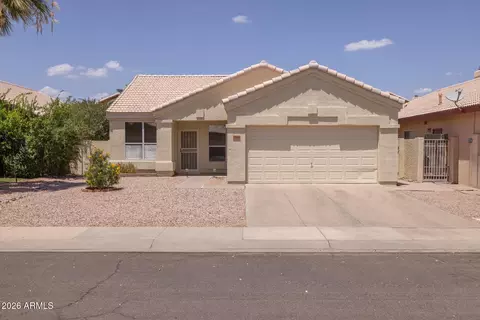1068 W Glenmere Dr, Chandler, AZ 85224