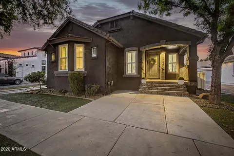 Exterior - 2732 E Tamarisk St, Gilbert, AZ 85296 photo 4 of 21