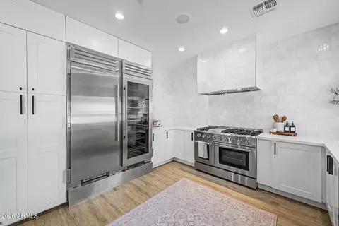 Kitchen - 2732 E Tamarisk St, Gilbert, AZ 85296 photo 4 of 5