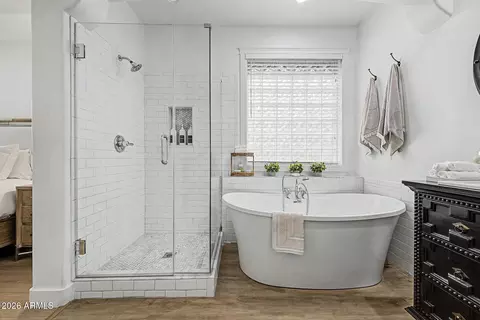 Bath - 2732 E Tamarisk St, Gilbert, AZ 85296 photo 3 of 4