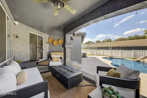 Exterior - 2732 E Tamarisk St, Gilbert, AZ 85296 photo 14 of 21