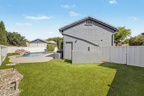 Exterior - 2732 E Tamarisk St, Gilbert, AZ 85296 photo 19 of 21