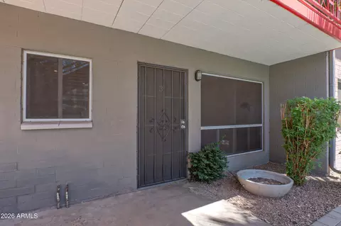 Exterior - 3611 N 5th Ave, Phoenix, AZ 85013 photo 4 of 5
