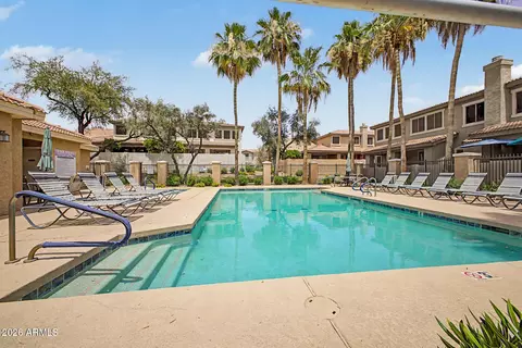 Exterior - 1024 E Frye Rd #1056, Phoenix, AZ 85048 photo 8 of 10