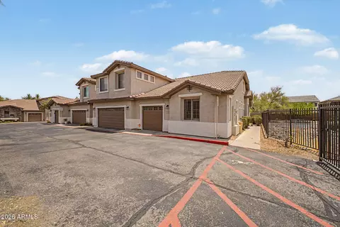 Exterior - 1024 E Frye Rd #1056, Phoenix, AZ 85048 photo 1 of 10