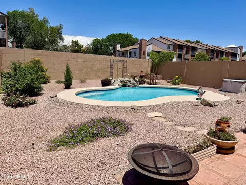 Exterior - 2022 W Townley Ave, Phoenix, AZ 85021 photo 5 of 7