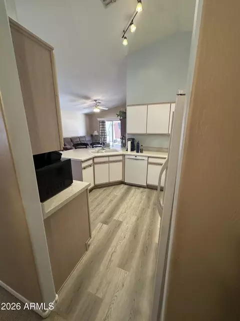 Kitchen - 2022 W Townley Ave, Phoenix, AZ 85021 photo 2 of 4