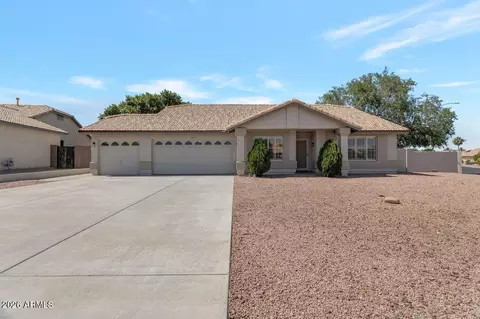 10773 W Tonopah Dr, Sun City, AZ 85373
