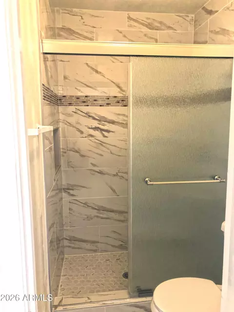 Bath - 1718 E Campbell Ave #MUI, Phoenix, AZ 85016 photo 1 of 2
