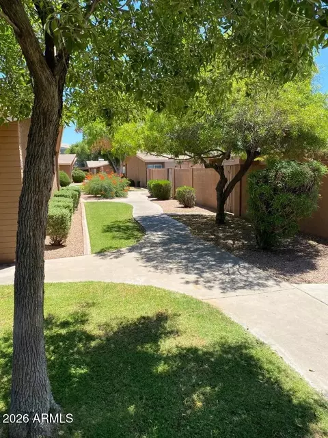 Exterior - 1718 E Campbell Ave #MUI, Phoenix, AZ 85016 photo 3 of 4