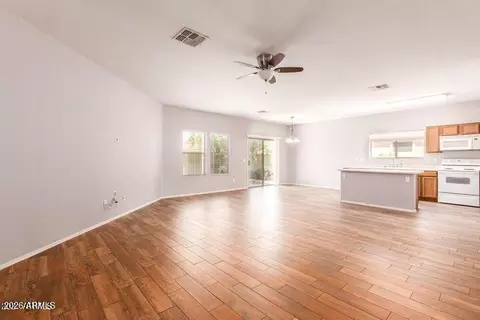 Living - 3564 E Santa Fe Ln, Gilbert, AZ 85297 photo 4 of 4