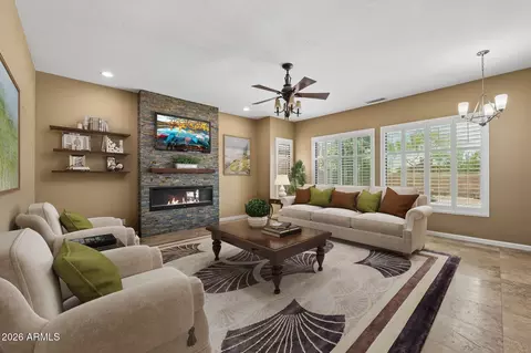 Living - 4511 E Swilling Rd, Phoenix, AZ 85050 photo 1 of 4
