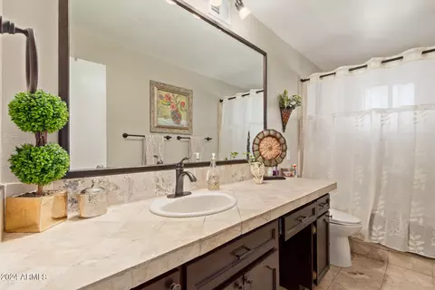Bath - 616 N Matlock St, Mesa, AZ 85203 photo 2 of 5