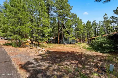 17455 S San Carlos Dr, Munds Park, AZ 86017