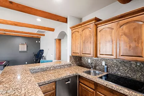 Kitchen - 1823 W Maddock Rd, Phoenix, AZ 85086 photo 12 of 13