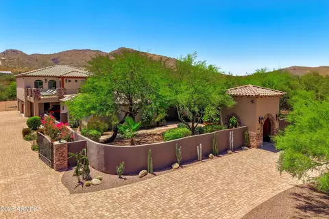 Exterior - 1823 W Maddock Rd, Phoenix, AZ 85086 photo 3 of 36