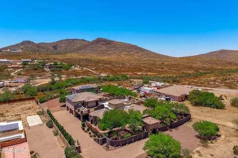 View/Area - 1823 W Maddock Rd, Phoenix, AZ 85086 photo 3 of 4