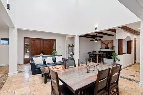 Dining - 1823 W Maddock Rd, Phoenix, AZ 85086 photo 1 of 5