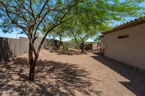Exterior - 1823 W Maddock Rd, Phoenix, AZ 85086 photo 35 of 36