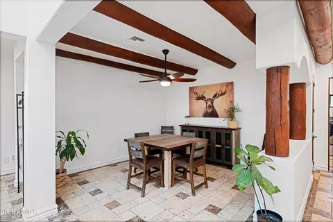 Dining - 1823 W Maddock Rd, Phoenix, AZ 85086 photo 4 of 5