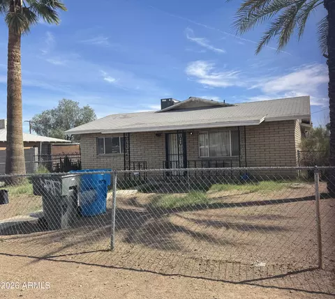 109 N 30th Dr, Phoenix, AZ 85009