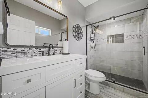 Bath - 1502 S Prospectors Rd, Apache Junction, AZ 85119 photo 3 of 6