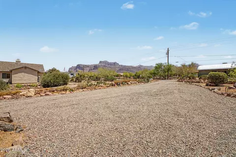 Exterior - 1502 S Prospectors Rd, Apache Junction, AZ 85119 photo 28 of 29
