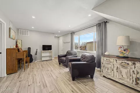 Living - 1502 S Prospectors Rd, Apache Junction, AZ 85119 photo 4 of 5