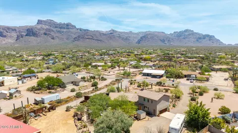 View/Area - 1502 S Prospectors Rd, Apache Junction, AZ 85119 photo 9 of 18