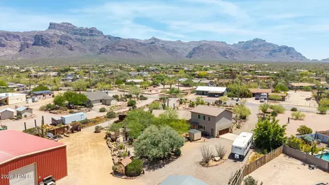 View/Area - 1502 S Prospectors Rd, Apache Junction, AZ 85119 photo 8 of 18