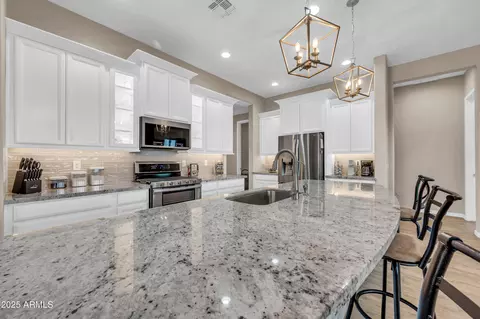 Kitchen - 41553 W Springtime Rd, Maricopa, AZ 85138 photo 4 of 6