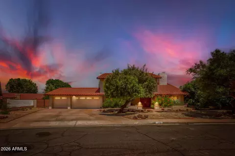 Exterior - 250 E Hackamore St, Mesa, AZ 85201 photo 2 of 8