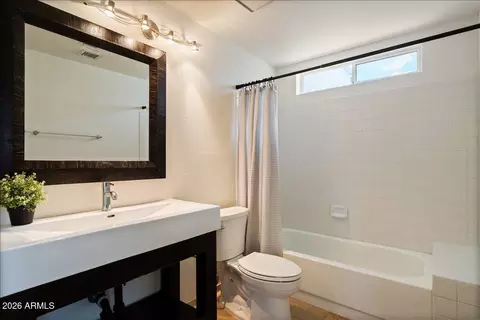 Bath - 1221 E Claire Dr, Phoenix, AZ 85022 photo 1 of 5
