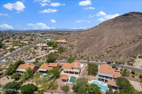 View/Area - 1221 E Claire Dr, Phoenix, AZ 85022 photo 6 of 7