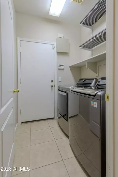 Other - 547 E Cathy Dr, Gilbert, AZ 85296 photo 8 of 9