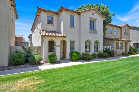 3455 S Falcon Dr, Gilbert, AZ 85297