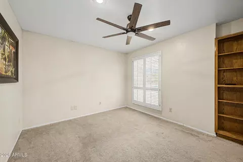 Bedroom - 601 W Augusta Ave, Phoenix, AZ 85021 photo 6 of 10