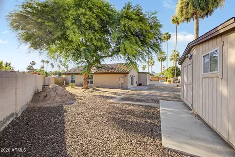 Exterior - 601 W Augusta Ave, Phoenix, AZ 85021 photo 8 of 9