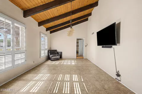 Living - 601 W Augusta Ave, Phoenix, AZ 85021 photo 2 of 6