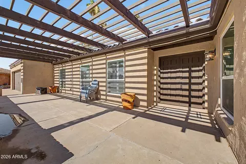 Exterior - 601 W Augusta Ave, Phoenix, AZ 85021 photo 3 of 9