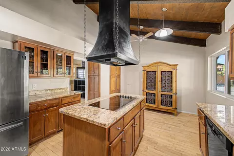 Kitchen - 601 W Augusta Ave, Phoenix, AZ 85021 photo 5 of 7