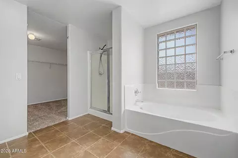 Bath - 3131 W Apollo Rd, Phoenix, AZ 85041 photo 2 of 3