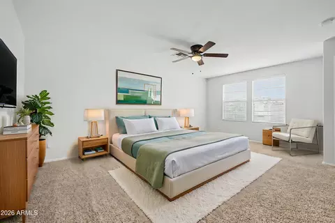 Bedroom - 3131 W Apollo Rd, Phoenix, AZ 85041 photo 2 of 4