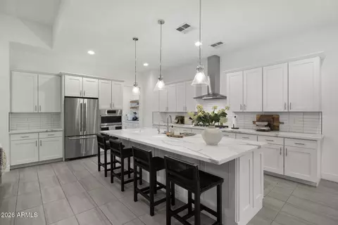 Kitchen - 2935 S Sandstone Ct, Gilbert, AZ 85295 photo 2 of 3