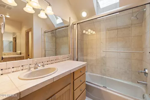 Bath - 1694 Elysian Ct, Flagstaff, AZ 86005 photo 5 of 6