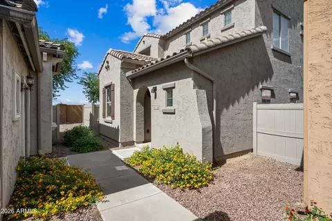 1948 W Davis Rd, Phoenix, AZ 85023