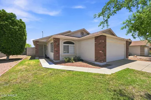 Exterior - 8521 E Clovis Ave, Mesa, AZ 85208 photo 2 of 3