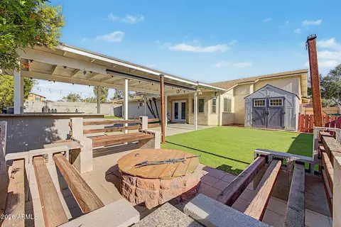 Exterior - 7338 E Greenway St, Mesa, AZ 85207 photo 5 of 8