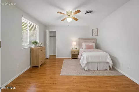 Bedroom - 7338 E Greenway St, Mesa, AZ 85207 photo 1 of 6